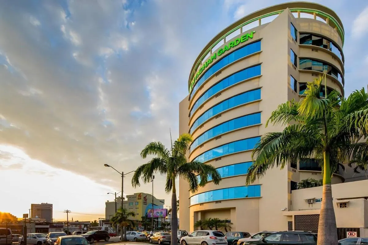 Ecuabook Family Apartment Airport 504 Guayaquil