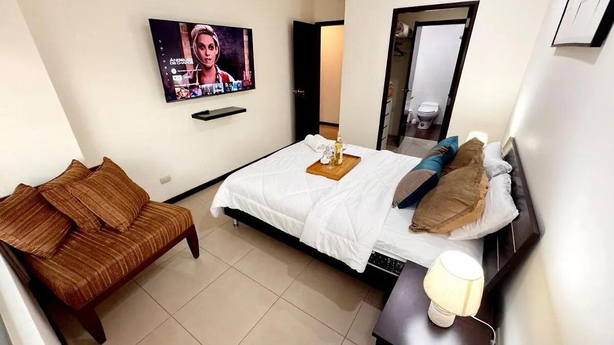 Ecuabook Family Apartment Airport 504 Guayaquil Ecuador