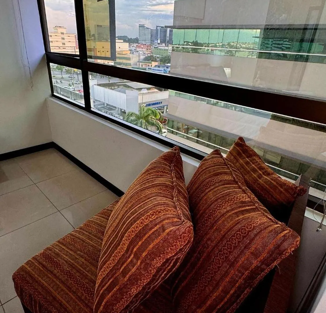 Ecuabook Family Apartment Airport 504 Guayaquil 0*,  Ecuador